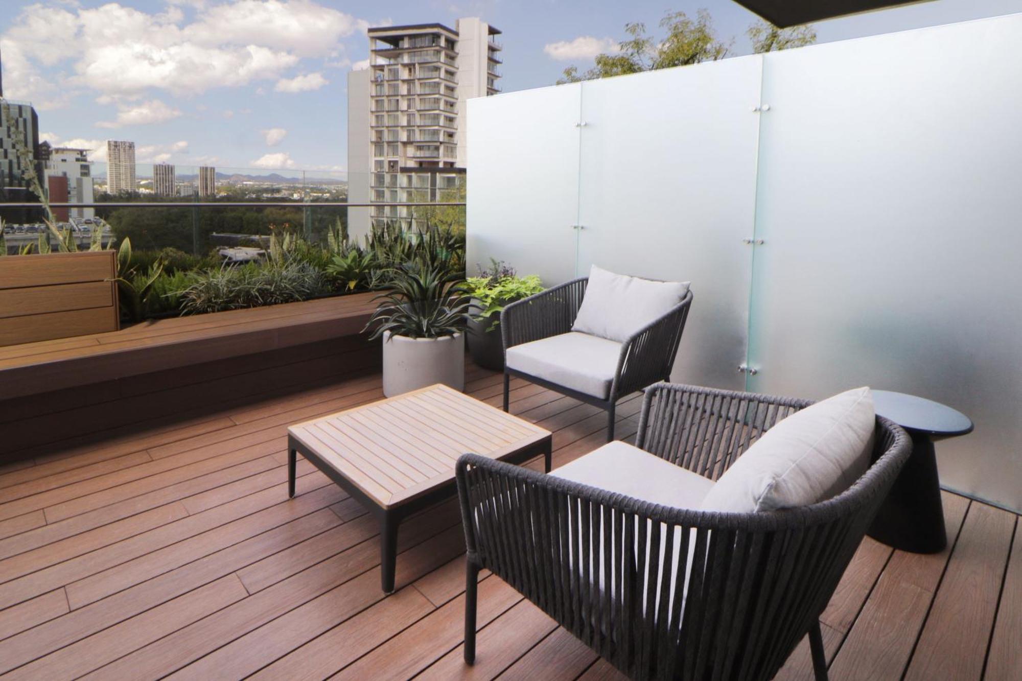 City Express Plus By Marriott Guadalajara Providencia Extérieur photo
