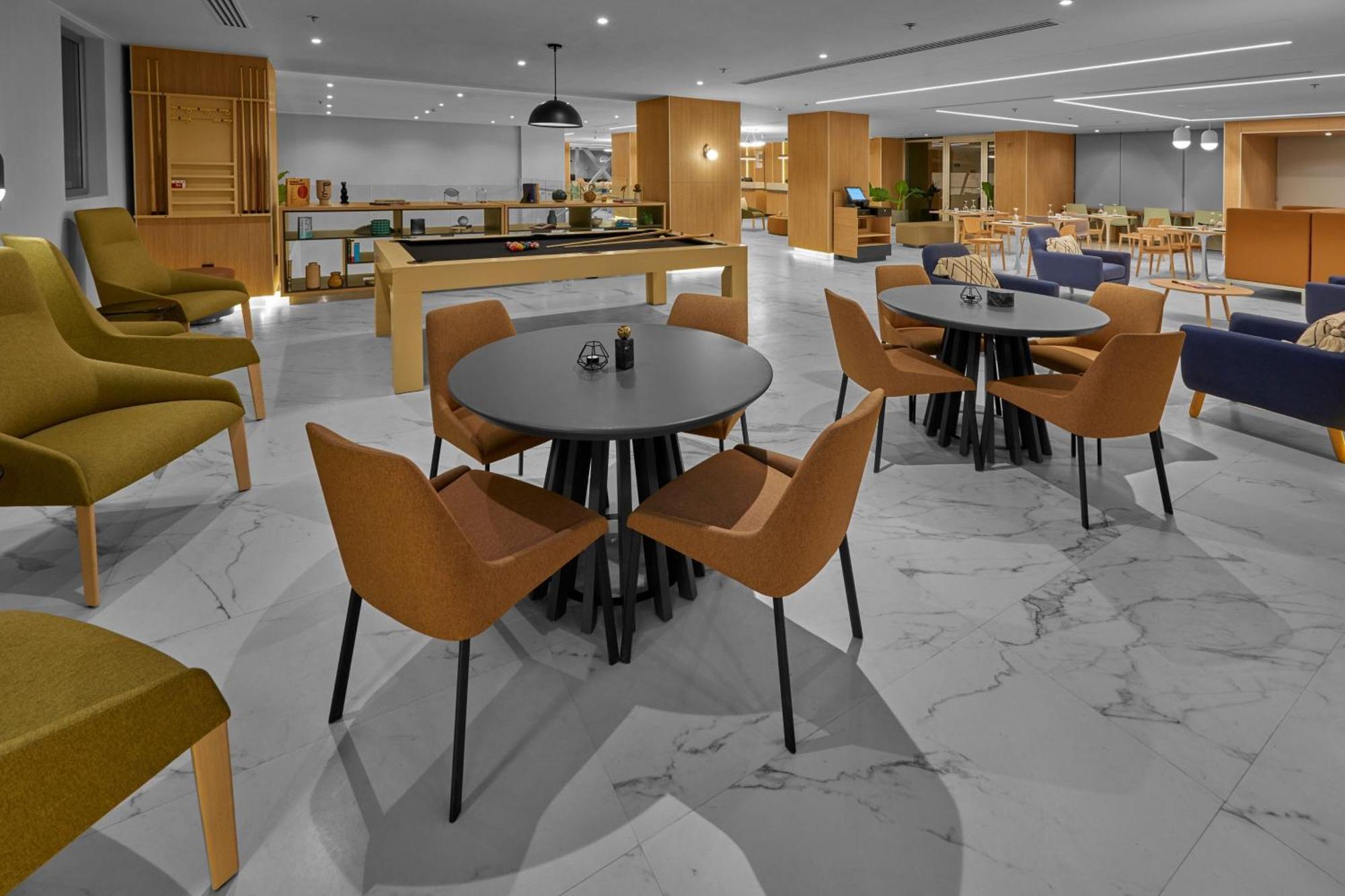 City Express Plus By Marriott Guadalajara Providencia Extérieur photo